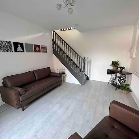 Spacious Modern Duplex Apartment Rochdale Esterno foto