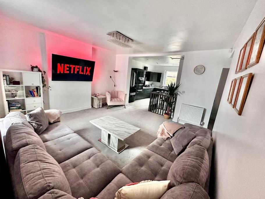 Spacious Modern Duplex